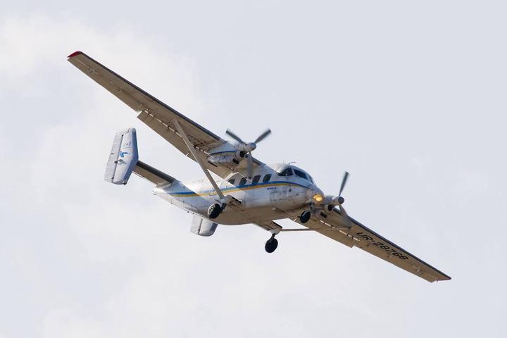 Українські військові встановили дрони-перехоплювачі на Ан-28