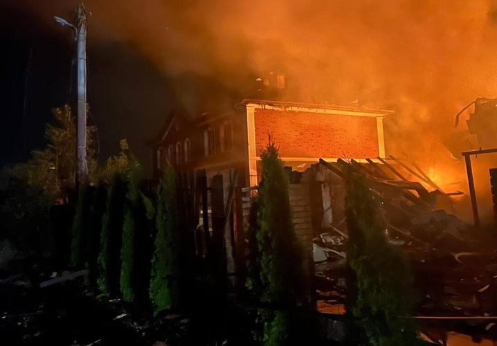Росіяни спрямували п’ять БпЛА у будинок на Київщині, вбивши 3-річного хлопчика та його дідуся й бабусю