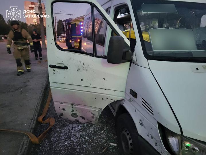 In Zaporizhzhia region, Russians attacked a minibus and several cars with drones: one person was killed and 13 were wounded