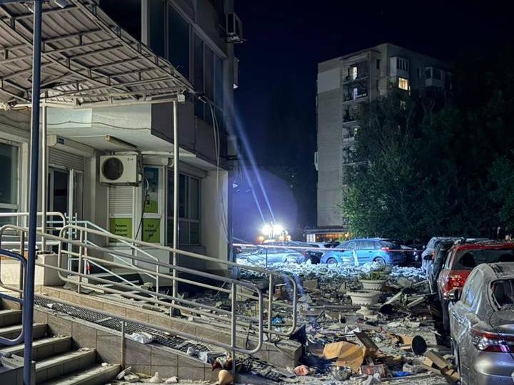 Russia attacked Odesa and the surrounding region: a residential building and a gas station were damaged; a child is among the injured