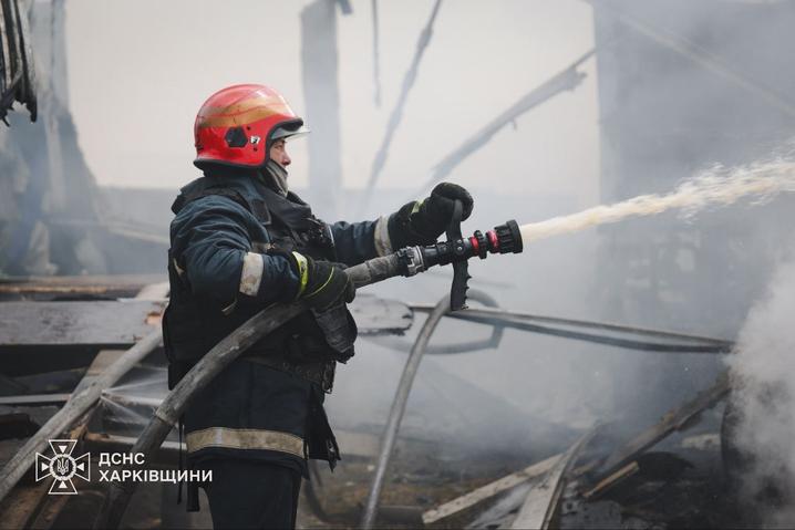 4 липня У Харкові російський дрон влучив у цивільне підприємство: є постраждалі